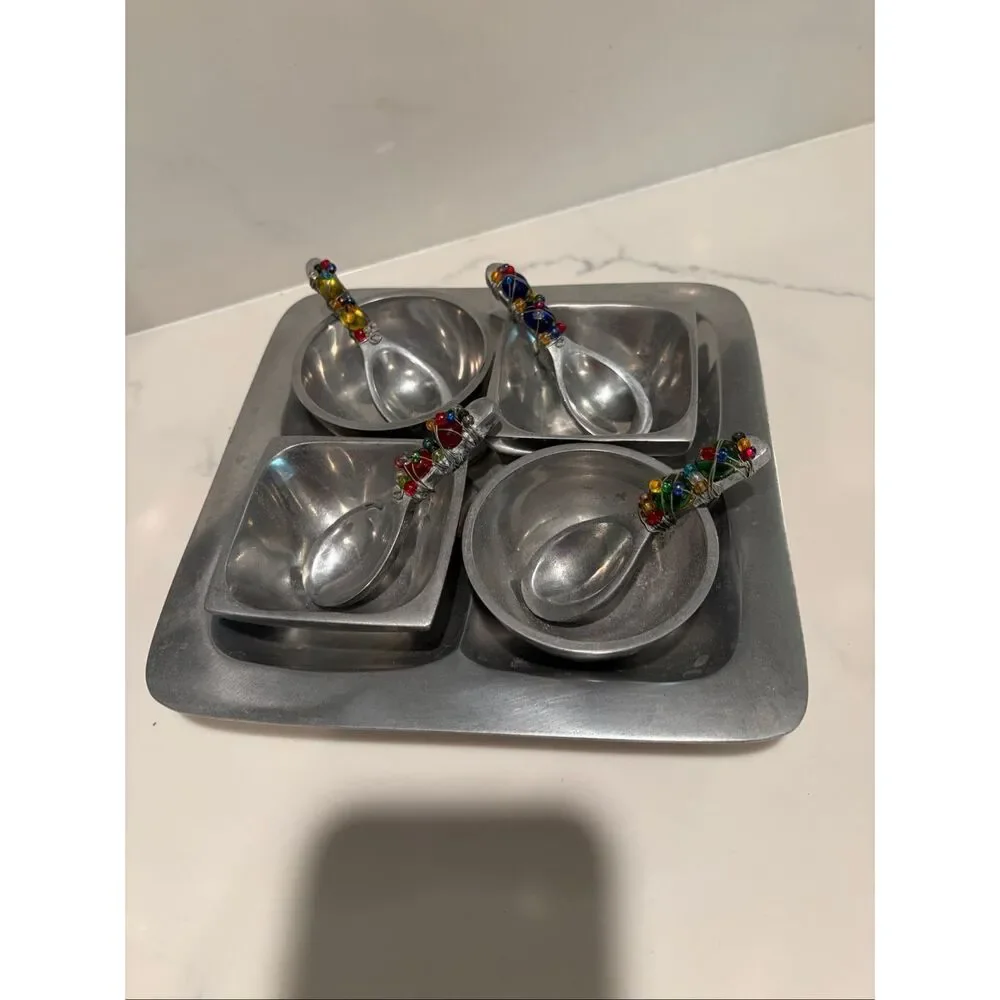 Dary Rees Original Aluminum Segmented plate w/4 Beaded Serving spoons